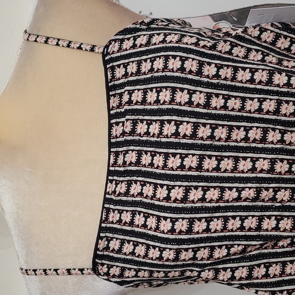 O'Neill tank top size small - Picture 2 of 12